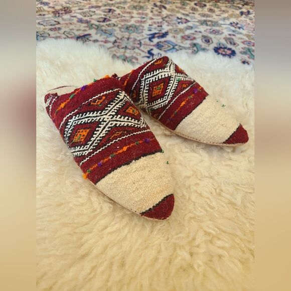 NWT Upcycled Moroccan Rug Slippers Size S [Womens 5.5-6.5] - Picture 4 of 8